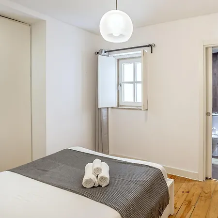 Bairro Alto Typical By Homing Daire Lisboa