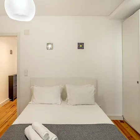 Bairro Alto Typical By Homing Apartamento