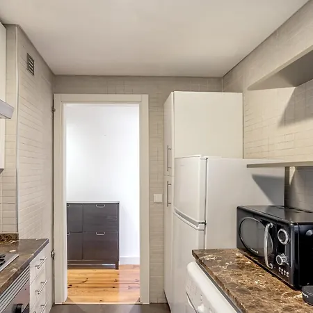 Daire Bairro Alto Typical By Homing *
